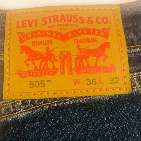 NWT New Levi’s 505 Regular Stretch, Size 36 X 33 and 34 X 32 - Picture 9 of 14